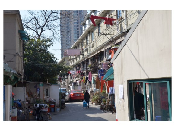 Blick in eine Wohngasse (Long)