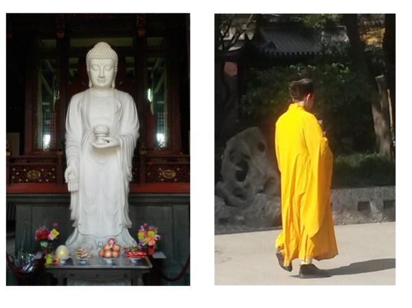 Im Longhua Tempel, Buddha und Mönch mit Pelzmütze