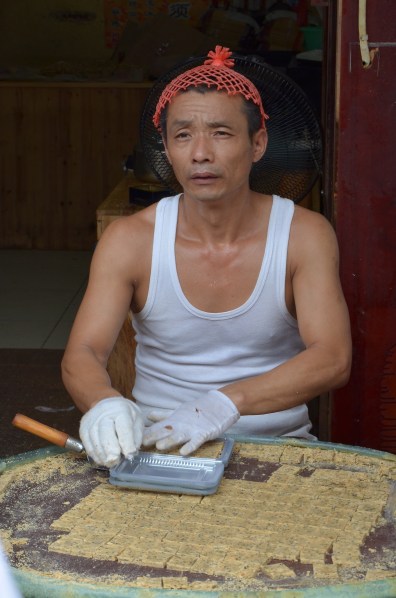 Der Erdnusskonfektverkäufer